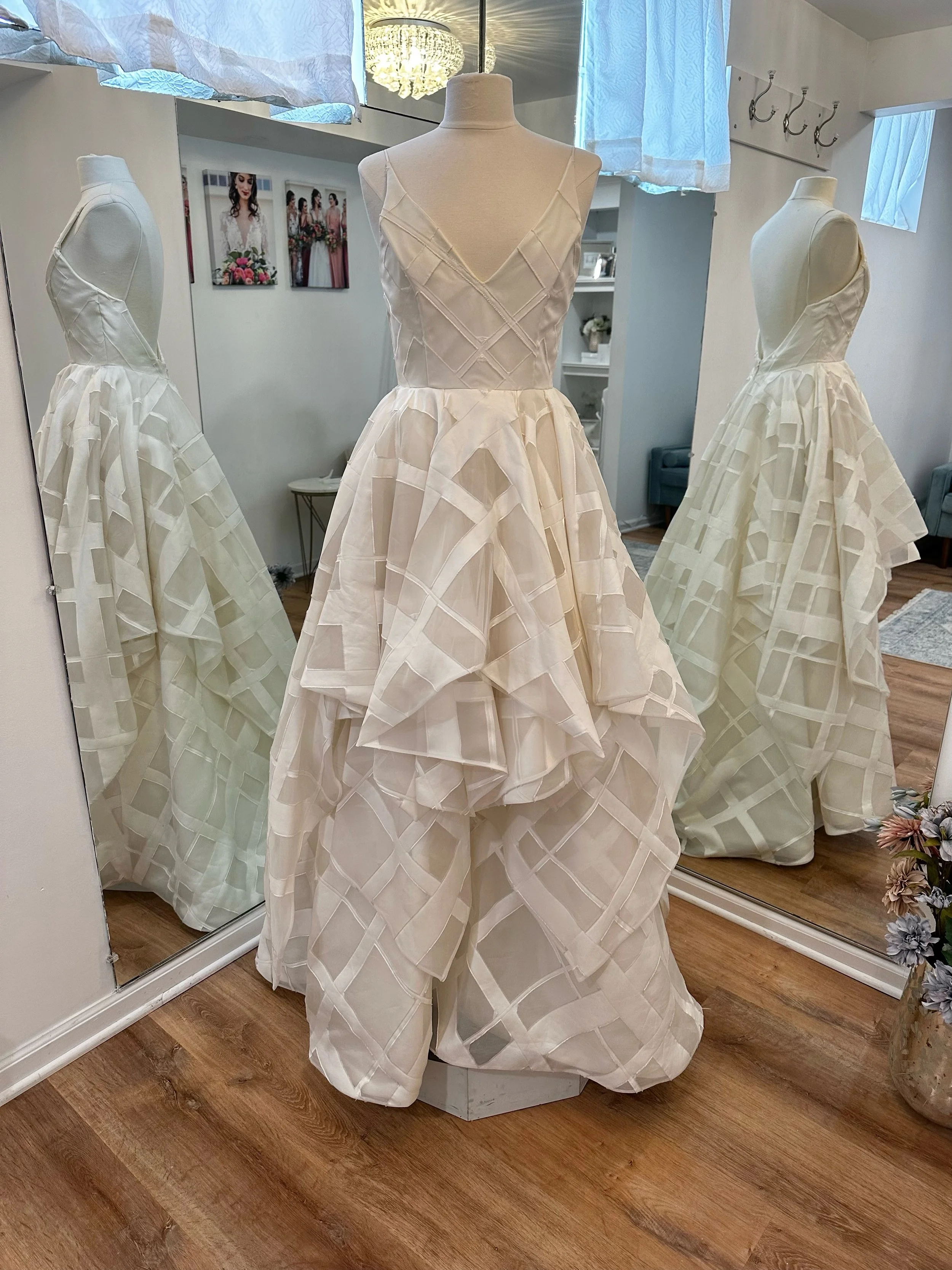 Modern trousseau prices best sale